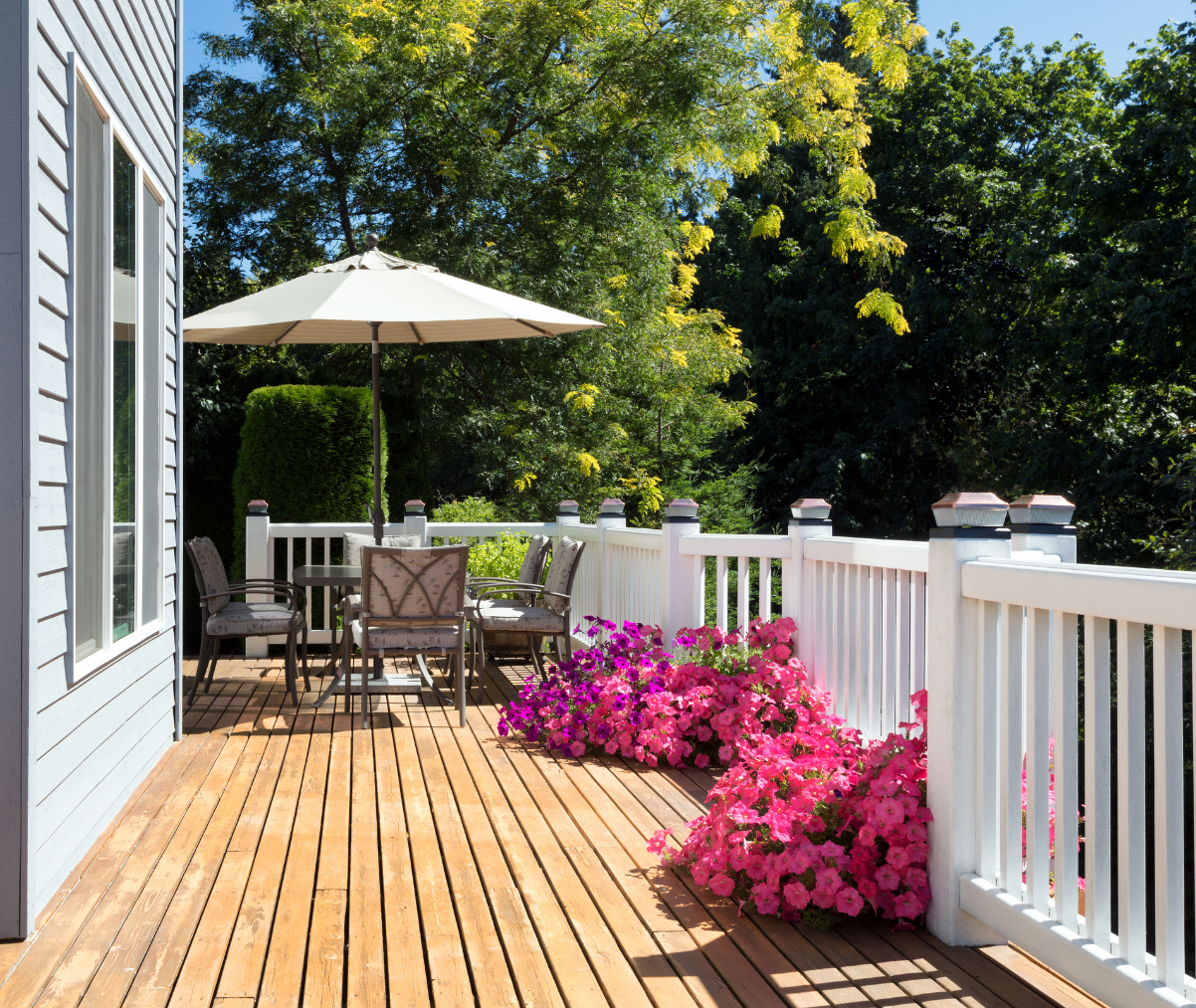 Outdoor Gardens, Pathways & Decks